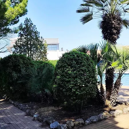 מלון Ibis Budget Est La Giniesse בזייה