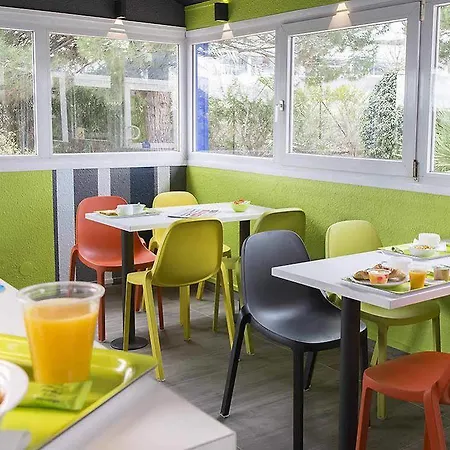 Отель Ibis Budget Est La Giniesse Безье